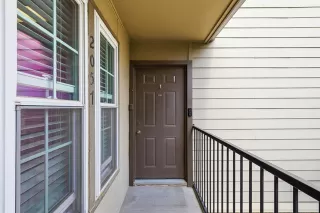 Photo #2: 21180587 Listing