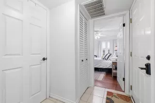 Photo #3: 21180587 Listing