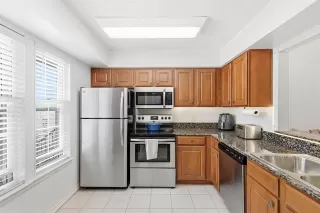 Photo #5: 21180587 Listing