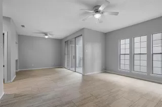 Photo #3: 21180612 Listing 