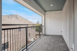 Photo #4: 21180794 Listing