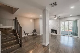 Photo #5: 21181478 Listing 