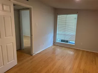 Photo #5: 21181524 Listing