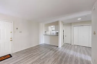 Photo #3: 21181759 Listing 