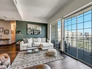 Photo #6: 21182013 Listing 