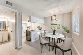 Photo #2: 21182099 Listing 