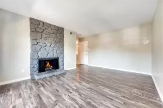 Photo #5: 21182099 Listing 