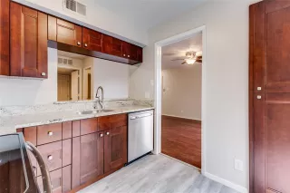 Photo #6: 21182187 Listing 