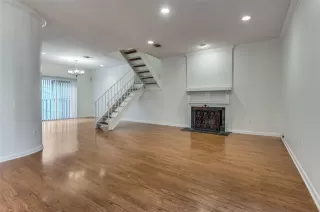 Photo #3: 21182268 Listing 