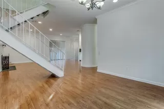 Photo #6: 21182268 Listing 