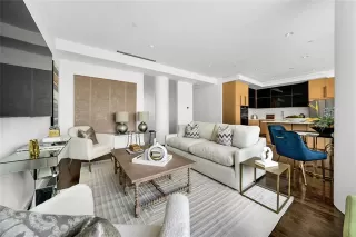 Photo #6: 21182300 Listing