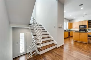 Photo #3: 21182313 Listing 