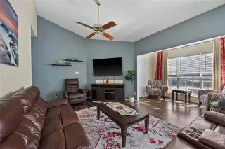 Photo #5: 21182377 Listing 