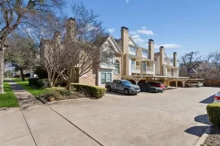 Photo #2: 21182509 Listing 