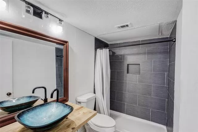 MLS: 21182791 Condo For Sale