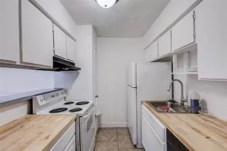 Photo #5: 21182791 Listing 