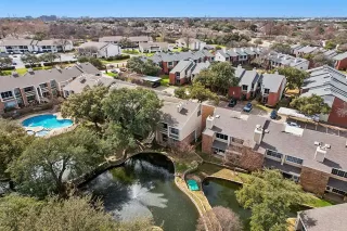 Photo #4: 21182793 Listing 