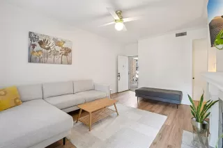 Photo #6: 21182793 Listing 