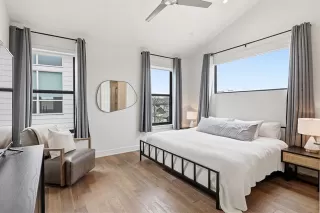 Photo #6: 21182826 Listing 