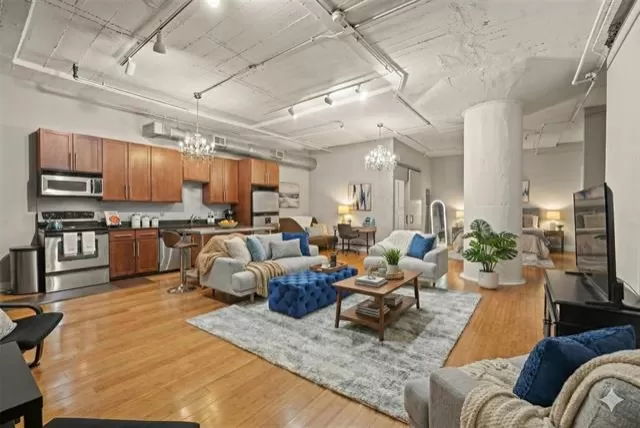 MLS: 21182998 Condo For Sale