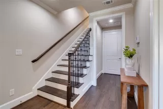 Photo #2: 21183006 Listing 