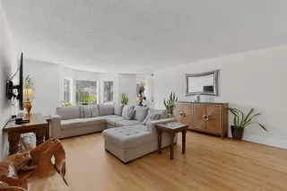 Photo #4: 21183174 Listing 