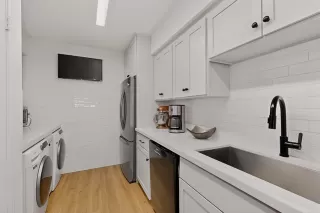 Photo #6: 21183174 Listing 