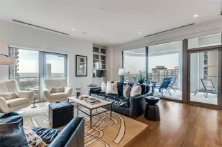 Photo #2: 21183760 Listing 