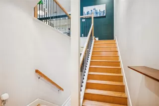 Photo #3: 21184368 Listing