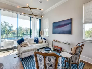 Photo #3: 21184449 Listing