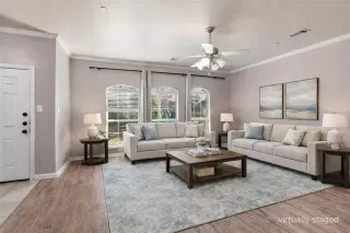 Photo #4: 21184512 Listing 