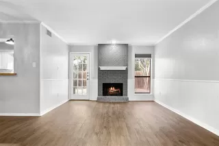 Photo #4: 21184568 Listing 