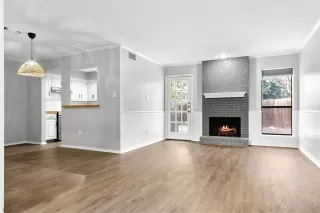 Photo #5: 21184568 Listing 