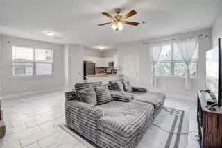 Photo #4: 21185164 Listing 