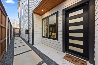 Photo #5: 21185265 Listing