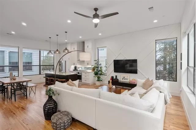 MLS: 21185355 Condo For Sale