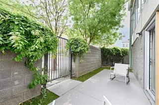 Photo #4: 21185609 Listing