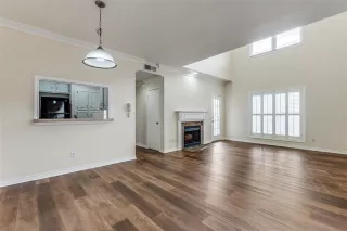 Photo #5: 21185710 Listing