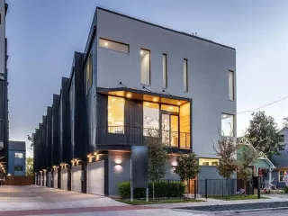 Photo #2: 21185760 Listing