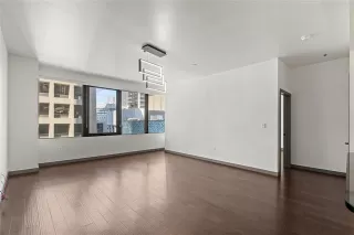 Photo #6: 21185811 Listing