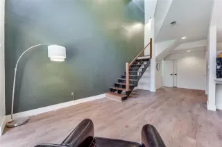 Photo #4: 21186558 Listing