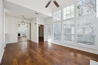 Photo #5: 21186579 Listing