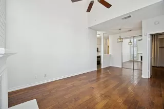 Photo #6: 21186579 Listing