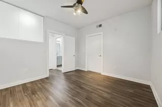 Photo #6: 21187187 Listing