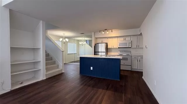 MLS: 21187535 Condo For Sale