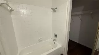 Photo #4: 21187535 Listing 