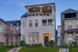 Browse active condo listings in HIGH GROVE