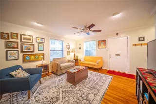 Photo #5: 21187748 Listing