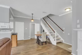 Photo #4: 21187793 Listing 