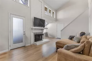 Photo #5: 21187814 Listing